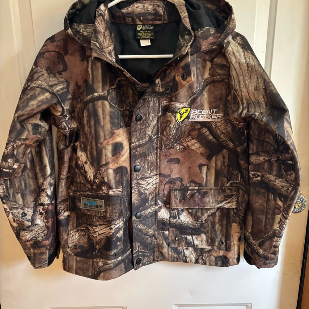 Youth medium camo Jacket and matching pants
